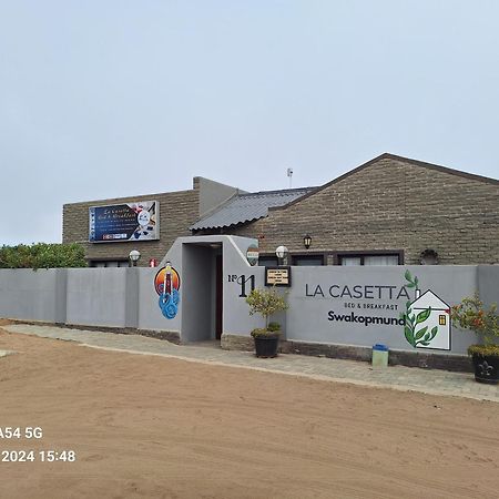 سواكوبموند La Casetta Bed & Breakfast المظهر الخارجي الصورة